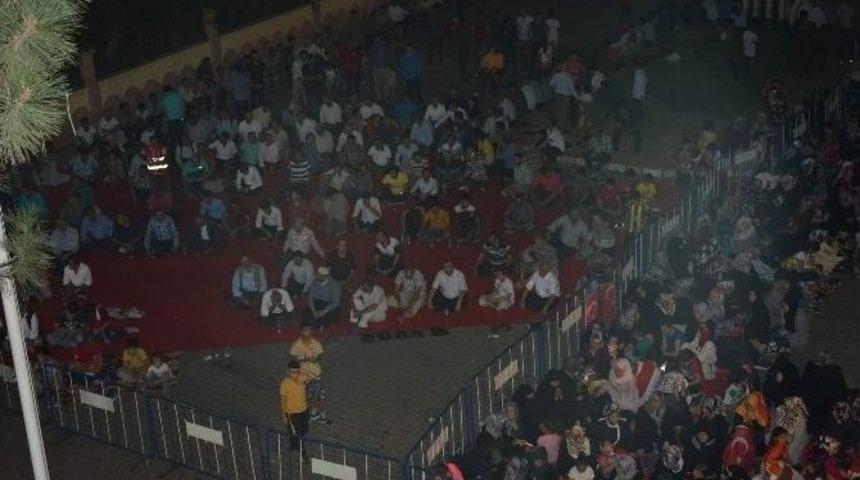 Siirt&rsquo;te Demokrasi N&ouml;betleri Kesintisiz Devam Ediyor