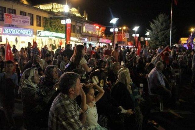 Demokrasi Nöbetinde Sünnet Şöleni Yapıldı