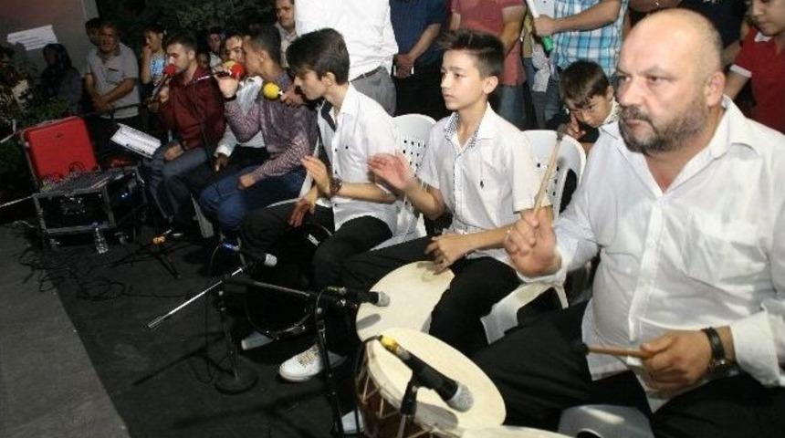 Devrek’te Demokrasi Nöbetini Semazenler Renklendirdi