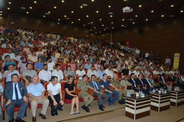 Siirt’te ’15 Temmuz Darbe Girişimi Ve 2’nci Kurtuluş Savaşı’ Konferans Düzenlendi