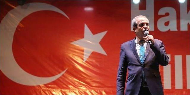 Demokrasi Nöbetinin 22’nci Gecesinde De Rabia Meydanı Doldu