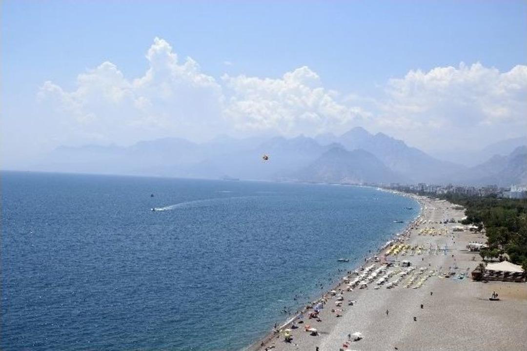 Antalya&rsquo;da Sıcak Hafta Sonu