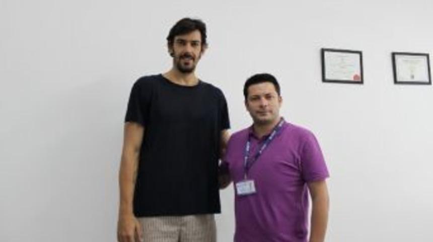 Kerem G&ouml;nl&uuml;m, Sağlık Kontrol&uuml;nden Ge&ccedil;ti