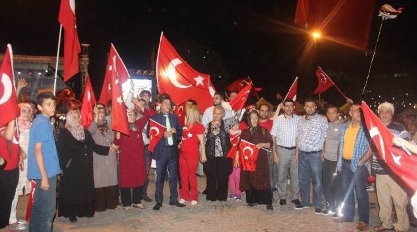 Avrupalıların İki Y&uuml;zl&uuml;l&uuml;ğ&uuml;ne Kızan Gurbet&ccedil;iler, İşini G&uuml;c&uuml;n&uuml; Bırakarak T&uuml;rkiye&rsquo;ye Geldi