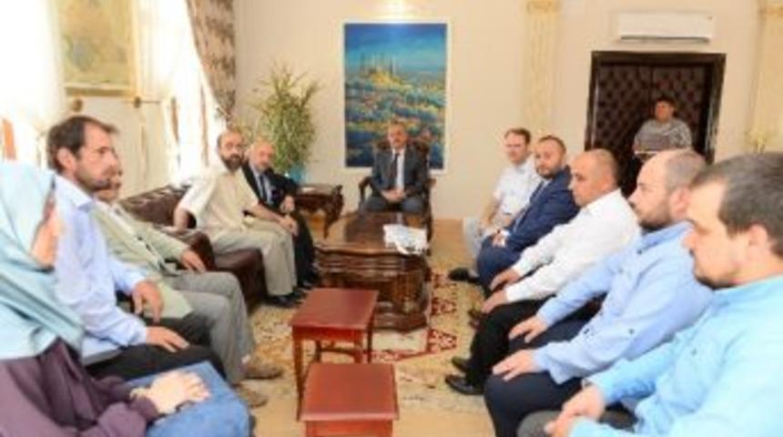 Hasan Sezai Vakfı&rsquo;ndan Vali &Ouml;zdemir&rsquo;e Ziyaret