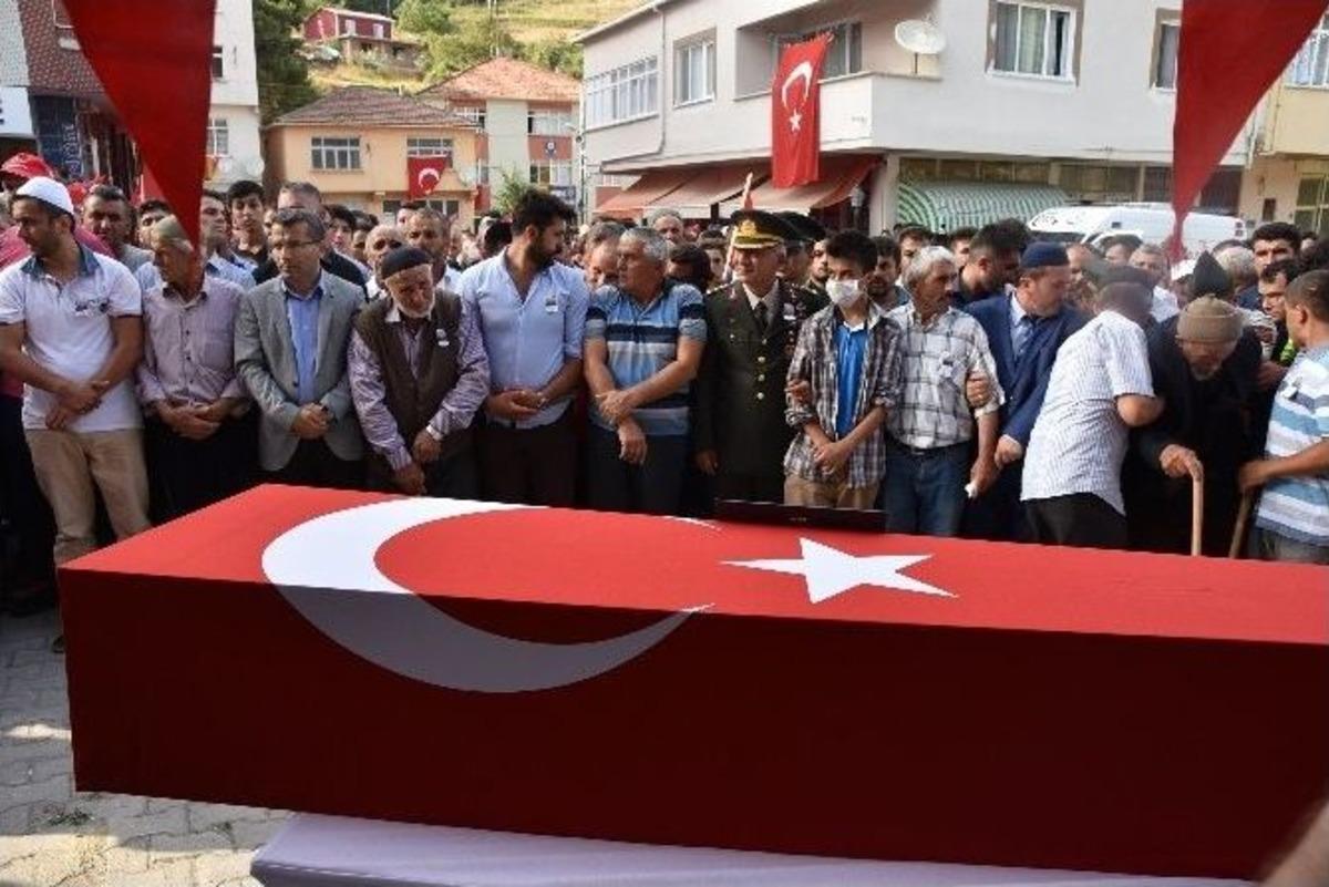 Sinop Şehidini Uğurladı