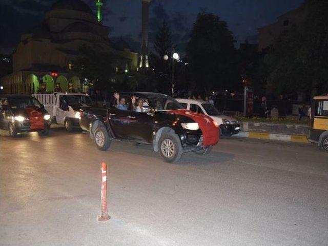 Gıda, Tarım Ve Hayvancılık İl Müdürlüğü’nden Darbeye Konvoylu Protesto