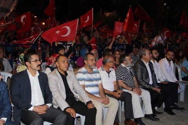 Mustafa Yıldızdoğan Nevşehir’de Demokrasi Nöbetine Katıldı