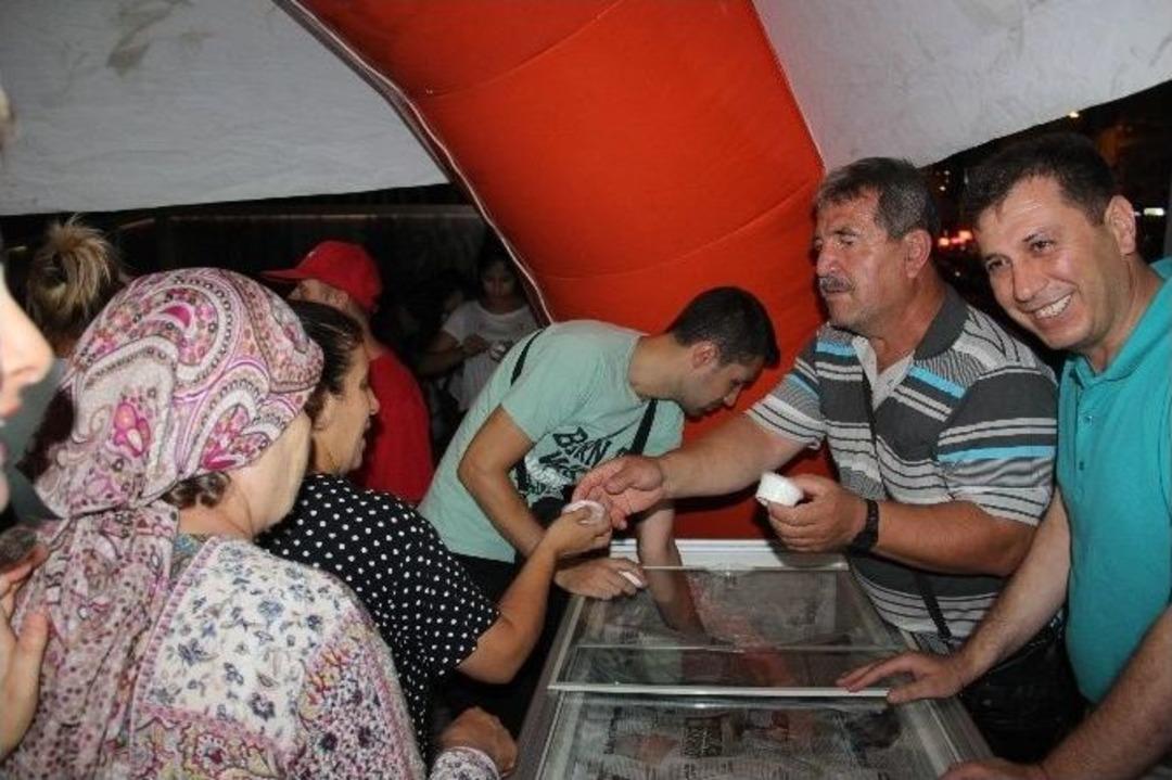 &Ccedil;anakkale&rsquo;de Demokrasi N&ouml;beti Devam Ediyor