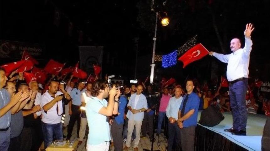 Bakan &Ccedil;avuşoğlu: "darbe Girişimi Başarılı Olsaydı Hepimizi Katledeceklerdi"