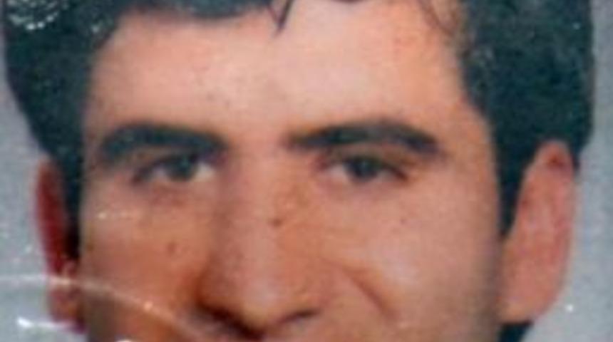 13 Katlı Apartmanın Damından Atlayarak İntihar Etti