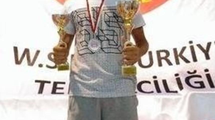 &Ccedil;anakkale&rsquo;nin Karatede Yıldızı Parlıyor