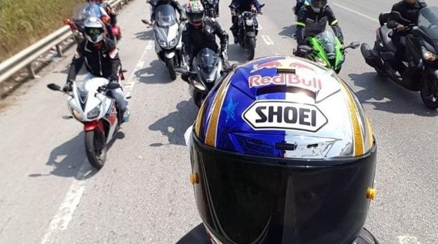 Kenan Sofuoğlu Ve Motosiklet&ccedil;iler Mitinge Doğru Yola &Ccedil;ıktı