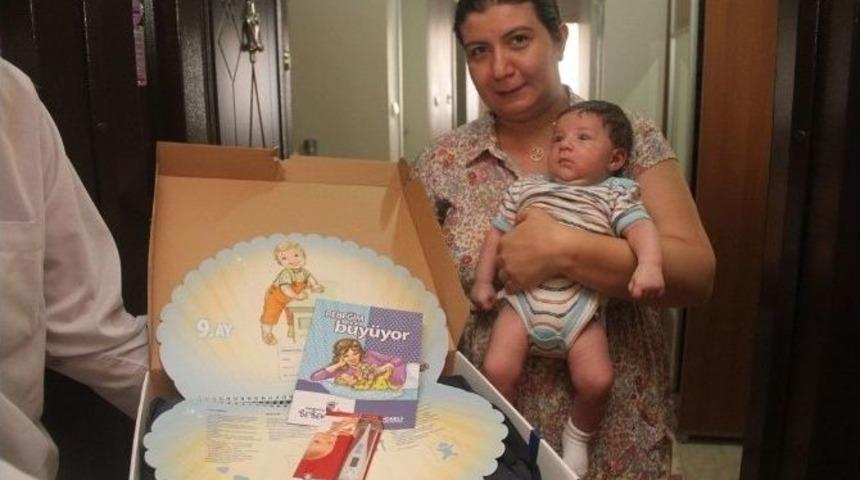 "hoşgeldin Bebek" Hediyeleri Yeni Sahiplerine Ulaştı