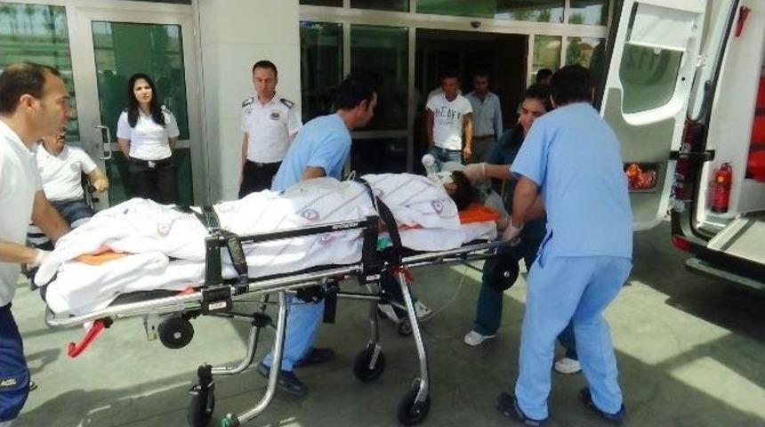 Barajda Boğulmak &Uuml;zere Olan &Ccedil;ocuğu Balık&ccedil;ılar Ve Vatandaşlar Kurtardı