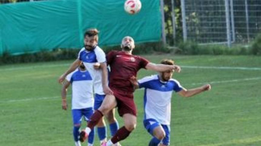 İneg&ouml;lspor, İlk Sınavında Erzurumspor&rsquo;a 2-0 Yenildi