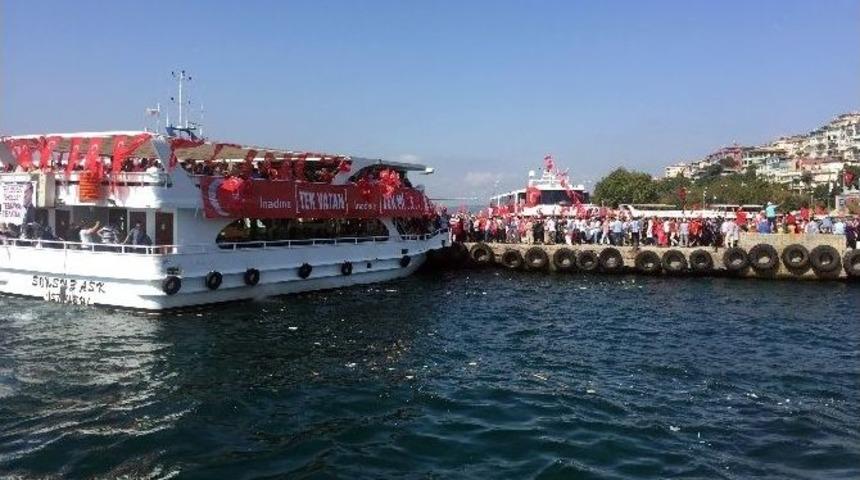 &Uuml;sk&uuml;dar&rsquo;da Trafik, Mitinge Akın Eden Vatandaşlar Nedeniyle Durma Noktasına Geldi