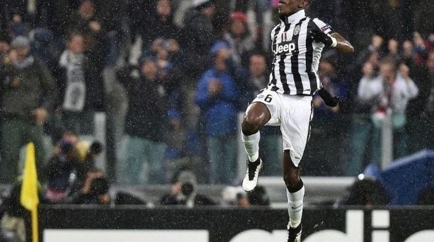 Manchester United, Tarihi Transferi A&ccedil;ıkladı