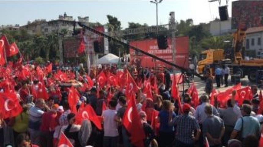 Aydın&rsquo;da Demokrasi Ve Şehitler Mitingi Başladı