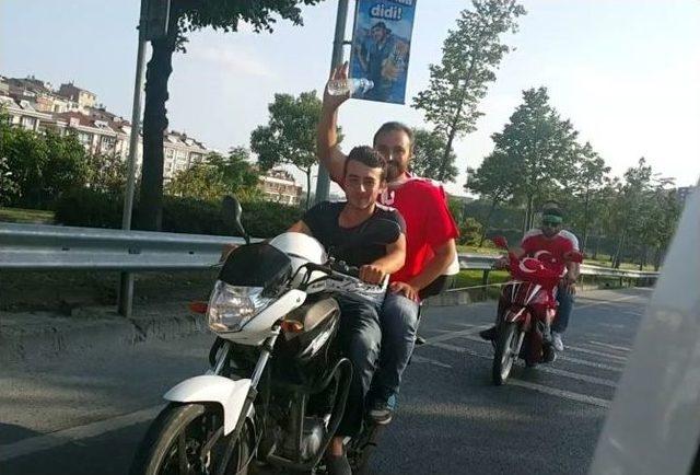 (özel Haber) Zinciri Kırılan Motosikletle Miting Alanına Böyle Gittiler