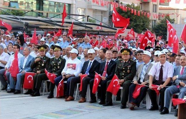 Gençlerden Demokrasi Yürüyüşü 1