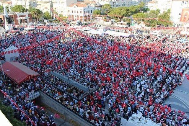 Gençlerden Demokrasi Yürüyüşü 2