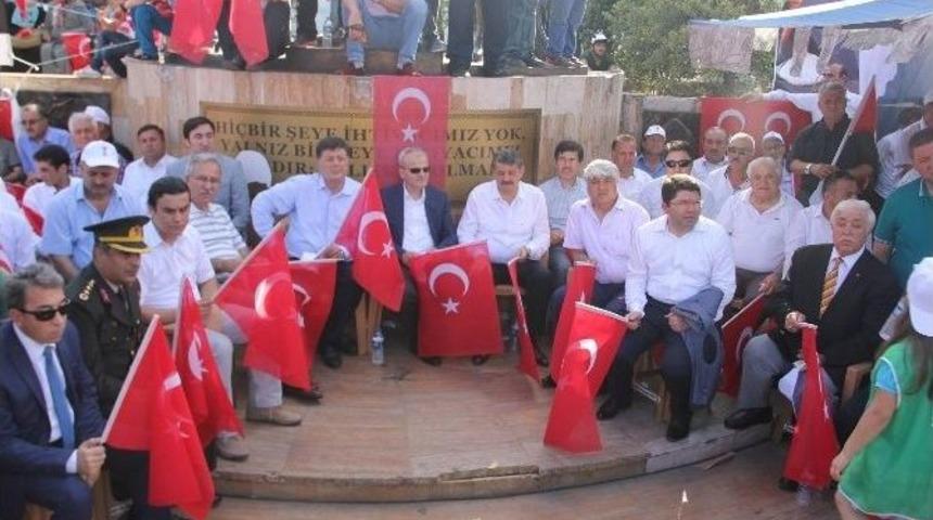 Bartın Darbe Girişimine Karşı Tek Y&uuml;rek