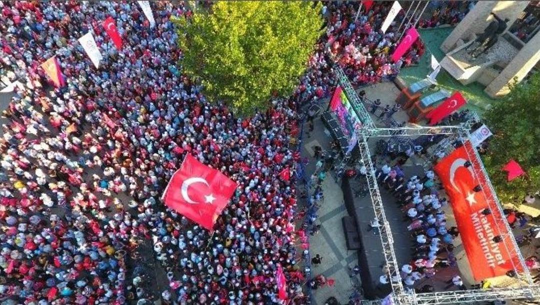 Bakan Zeybekci: &ldquo;bunlara Lağım Faresi Demek, Farelere Hakarettir&rdquo;