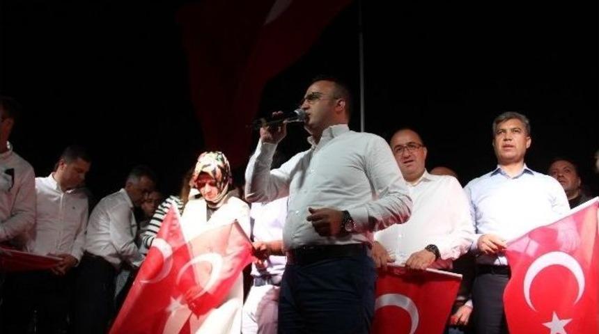 Ak Parti Grup Başkanvekili Turan: &ldquo;&ccedil;anakkale Ge&ccedil;ilmez Ruhunu T&uuml;rkiye Ge&ccedil;ilmez Yaptık&rdquo;