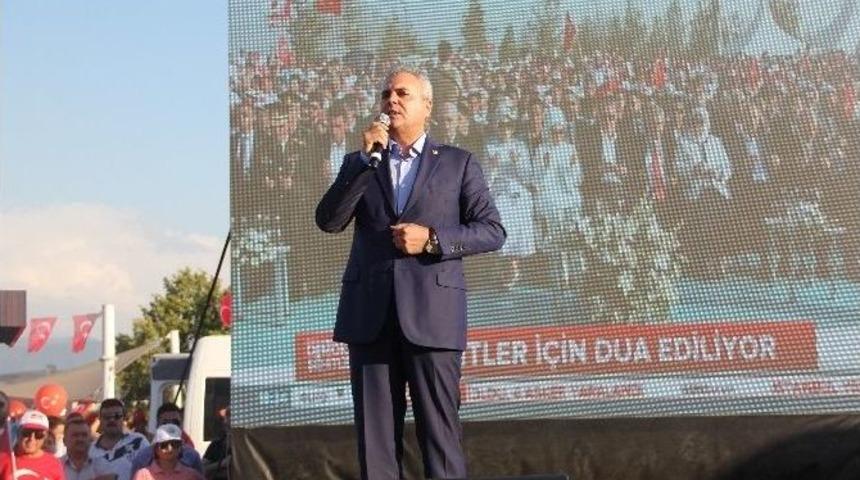 Karab&uuml;k&rsquo;te &lsquo;demokrasi Ve Şehitler Mitingi&rsquo;nde On Binler Meydana İndi