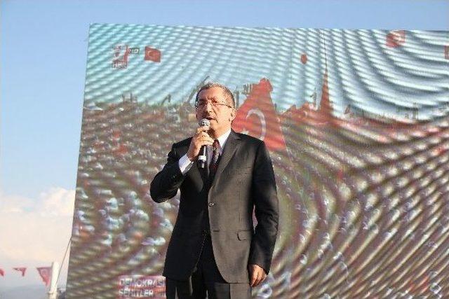 Karabük’te ‘demokrasi Ve Şehitler Mitingi’nde On Binler Meydana İndi