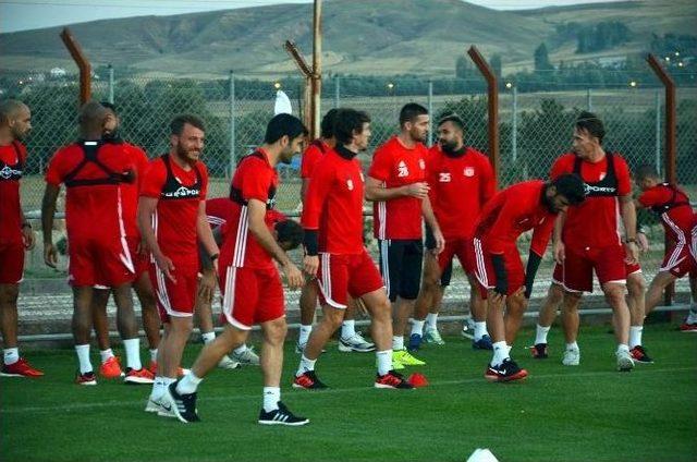 Sivasspor, Boluspor Maçının Hazırlıklarını Sürdürüyor