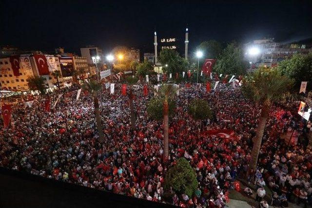 Başkan Zolan Demokrasi Ve Şehitleri Anma Mitingi’nde Konuştu