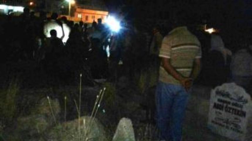 Kanalizasyon Suyunda Boğulan &Ccedil;ocuklar Defnedildi