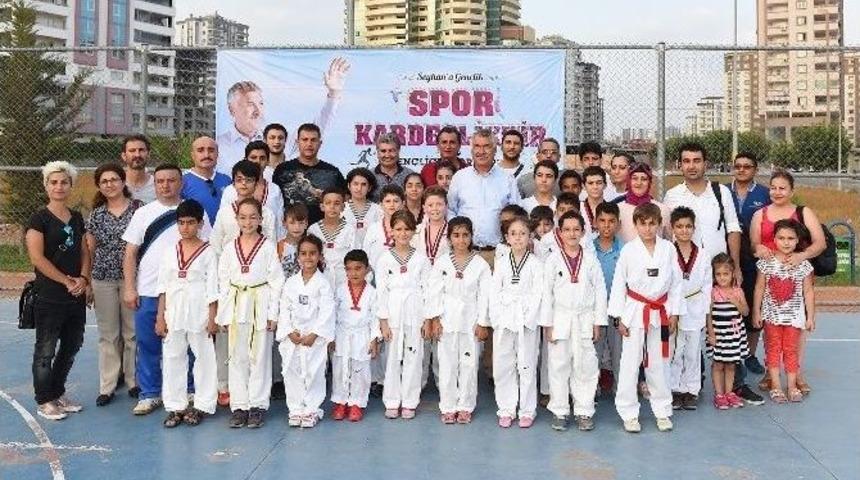 Seyhan&rsquo;da 3 Yılda 100 Bin Kişiye Spor Eğitimi