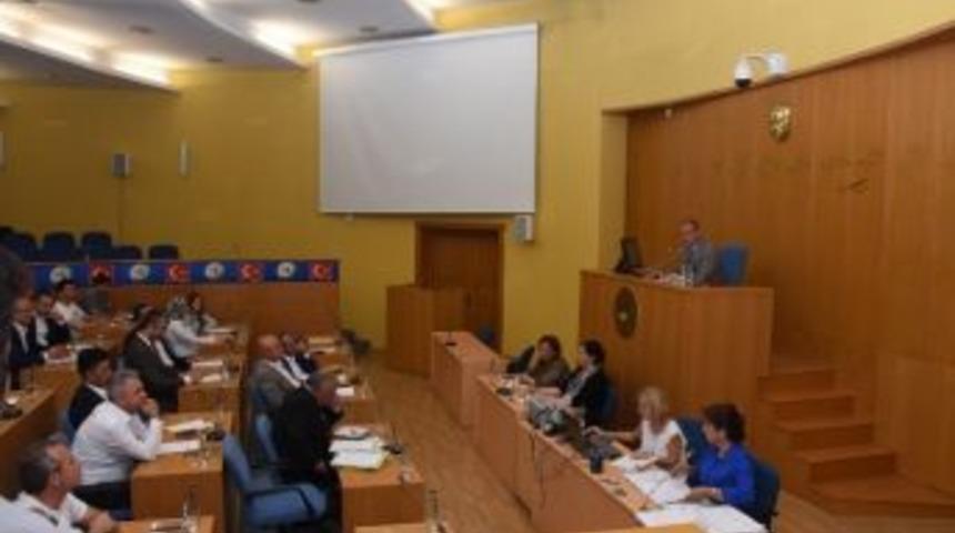 D&uuml;zce Belediye Meclisi Olağan&uuml;st&uuml; Toplanıyor