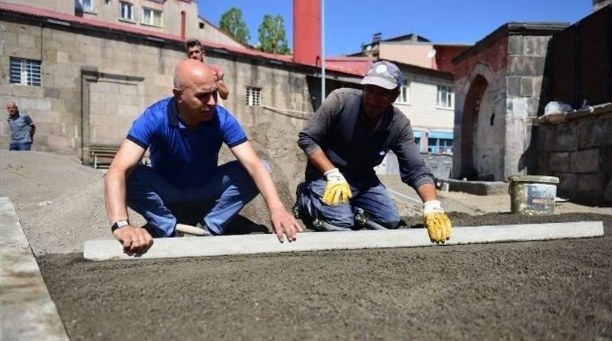 Yakutiye, K&ouml;yde Ve Şehirde &Ccedil;evreyi G&uuml;zelleştiriyor