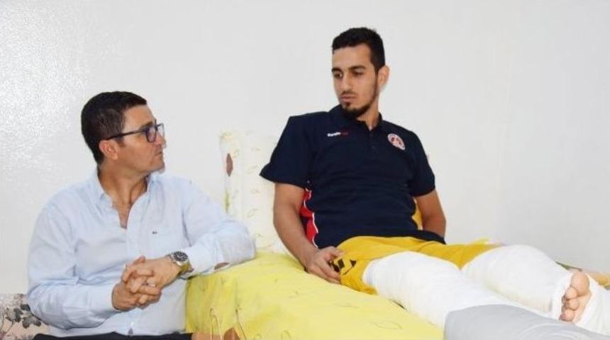 Darbe &lsquo;gazi&rsquo;si Sporcuya Anlamlı Ziyaret