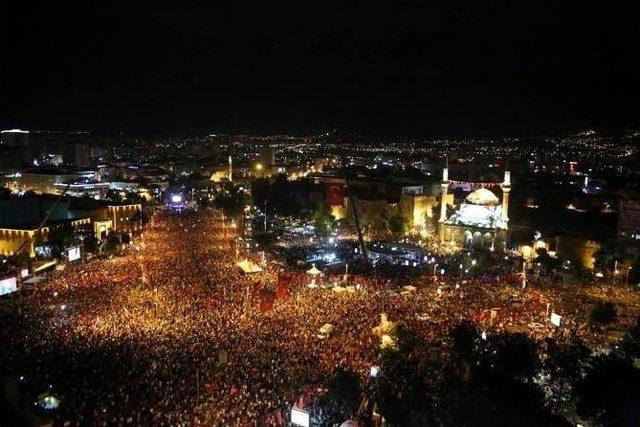 Melikgazi Belediye Başkanı Memduh Büyükkılıç: