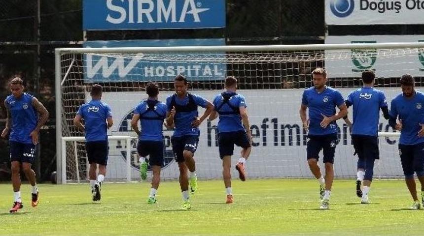 Fenerbah&ccedil;e&rsquo;de Hazırlıklar S&uuml;r&uuml;yor
