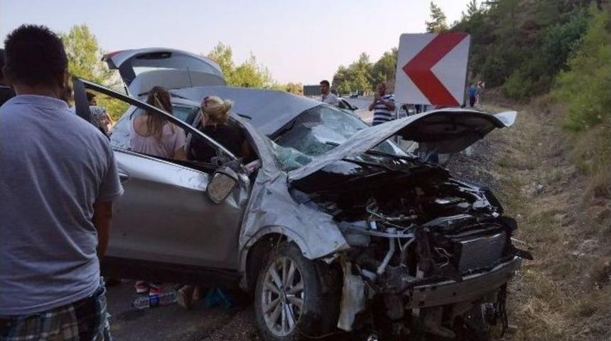 Antalya&rsquo;da Kaza: 1 Yaralı