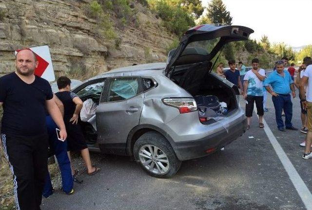 Antalya’da Kaza: 1 Yaralı