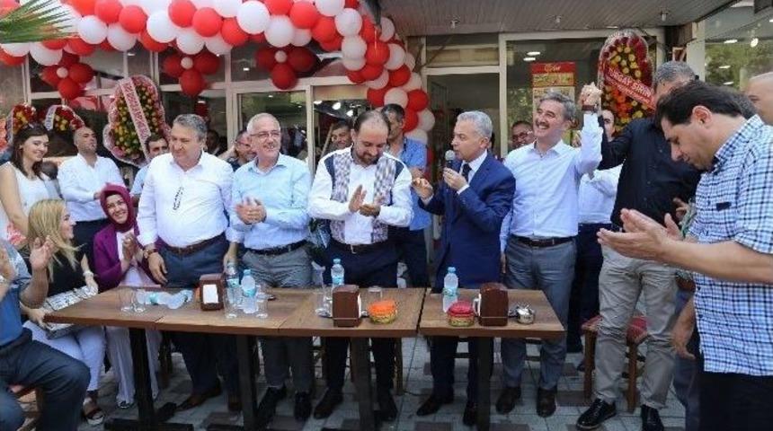 İşyeri A&ccedil;ılışında Birlik Ve Beraberlik Mesajları Verildi