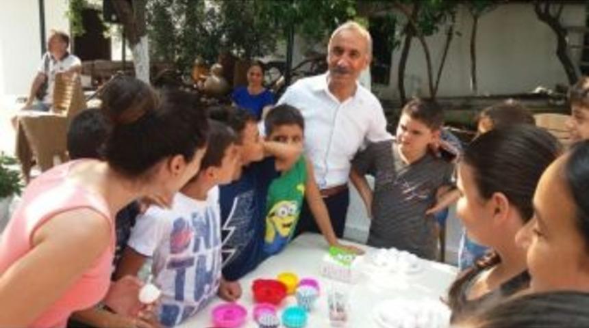 Başkan Culha, &Ccedil;ocuk Bilim At&ouml;lyesi Uygulama &Ccedil;alıştayı&rsquo;nda &Ccedil;ocuklarla Buluştu