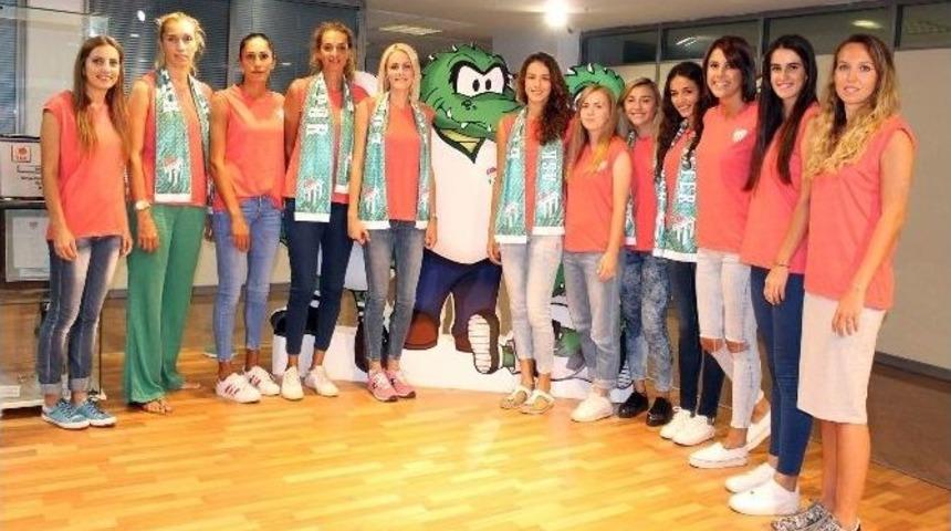 Bursaspor 7 Oyuncuyu Kadrosuna Kattı