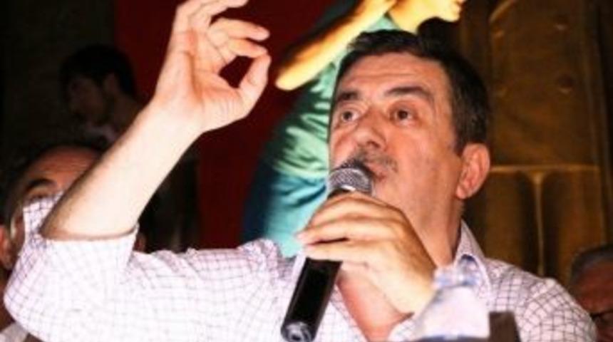 Aydınlıoğlu, Havacılık Okulunu Değerlendirdi