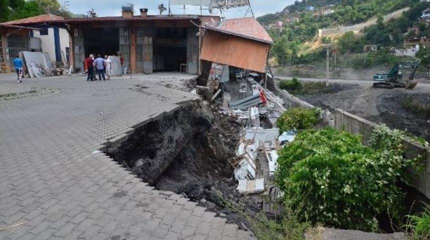 Dere Islah &Ccedil;alışmasında Mermer At&ouml;lyesi &Ccedil;&ouml;kt&uuml;