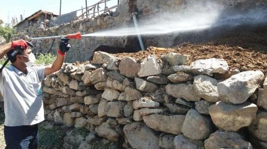 G&ouml;rdes&rsquo;te Haşere İle M&uuml;cadele Devam Ediyor