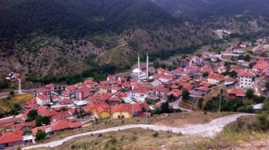 Burası Da K&uuml;&ccedil;&uuml;k Paris