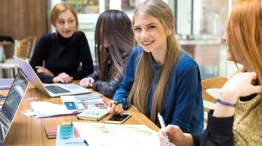 Lisans&uuml;st&uuml; Başvurularını Ka&ccedil;ırmayın